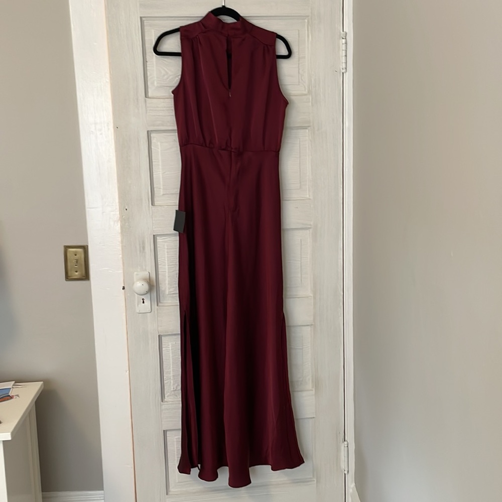 Burgundy lulus gown - size M - Picture 2 of 4
